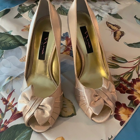 Nina Shoes - Nina open toe pumps, Sz 7.5M, NWT